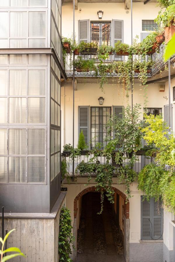 Joyful Naviglio Fortunato * Milaan